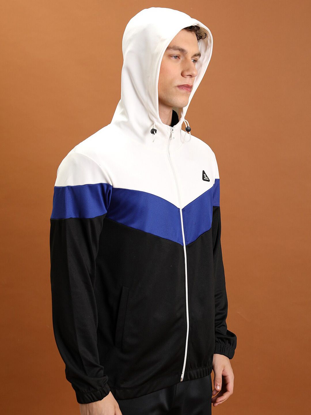 Colourblocked Regular Fit Sweatshirt